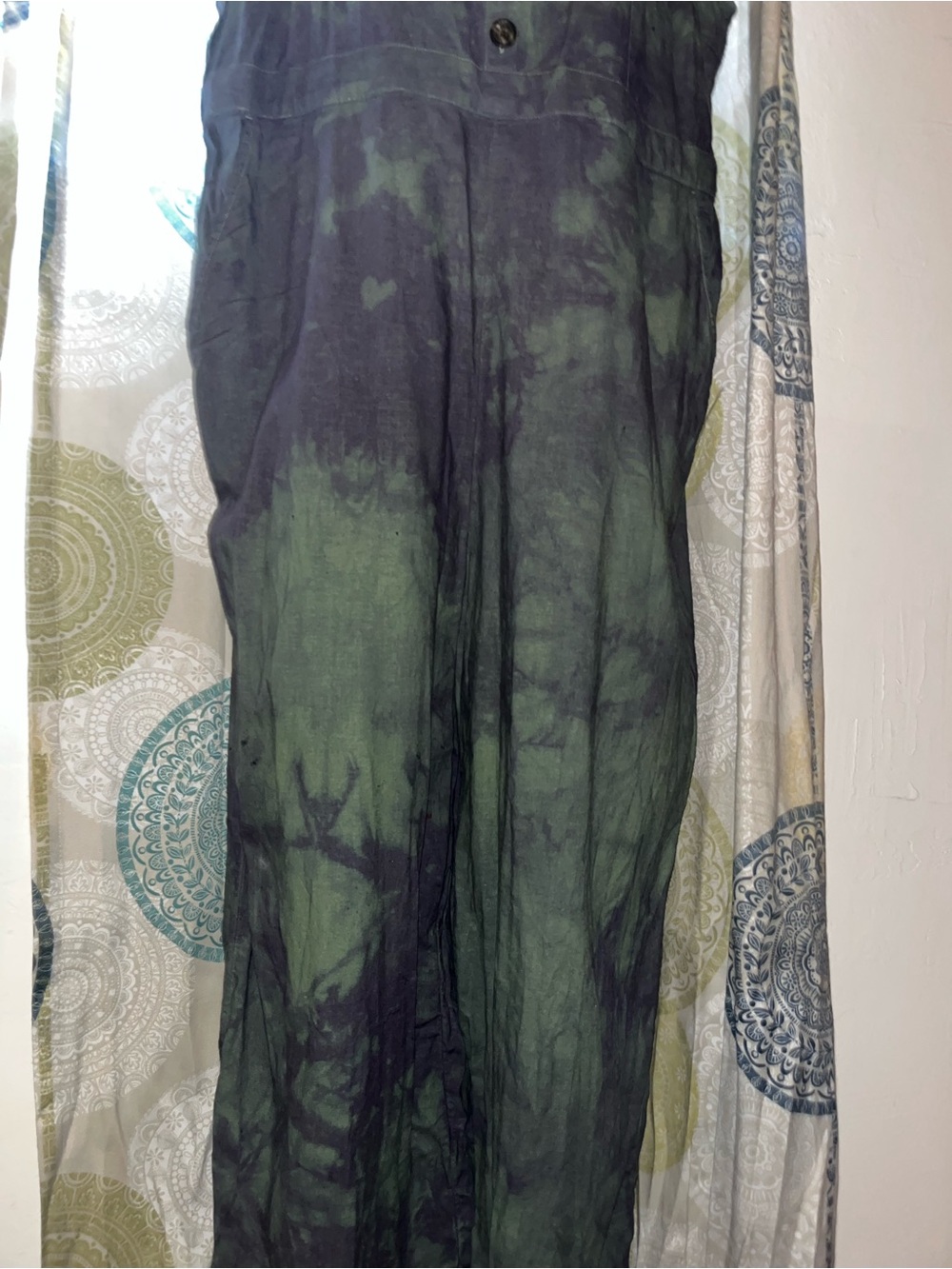 Old navy hand died Green and purple Tie-Dye Sleeveless Jumpsuit - Picture 4 of 6
